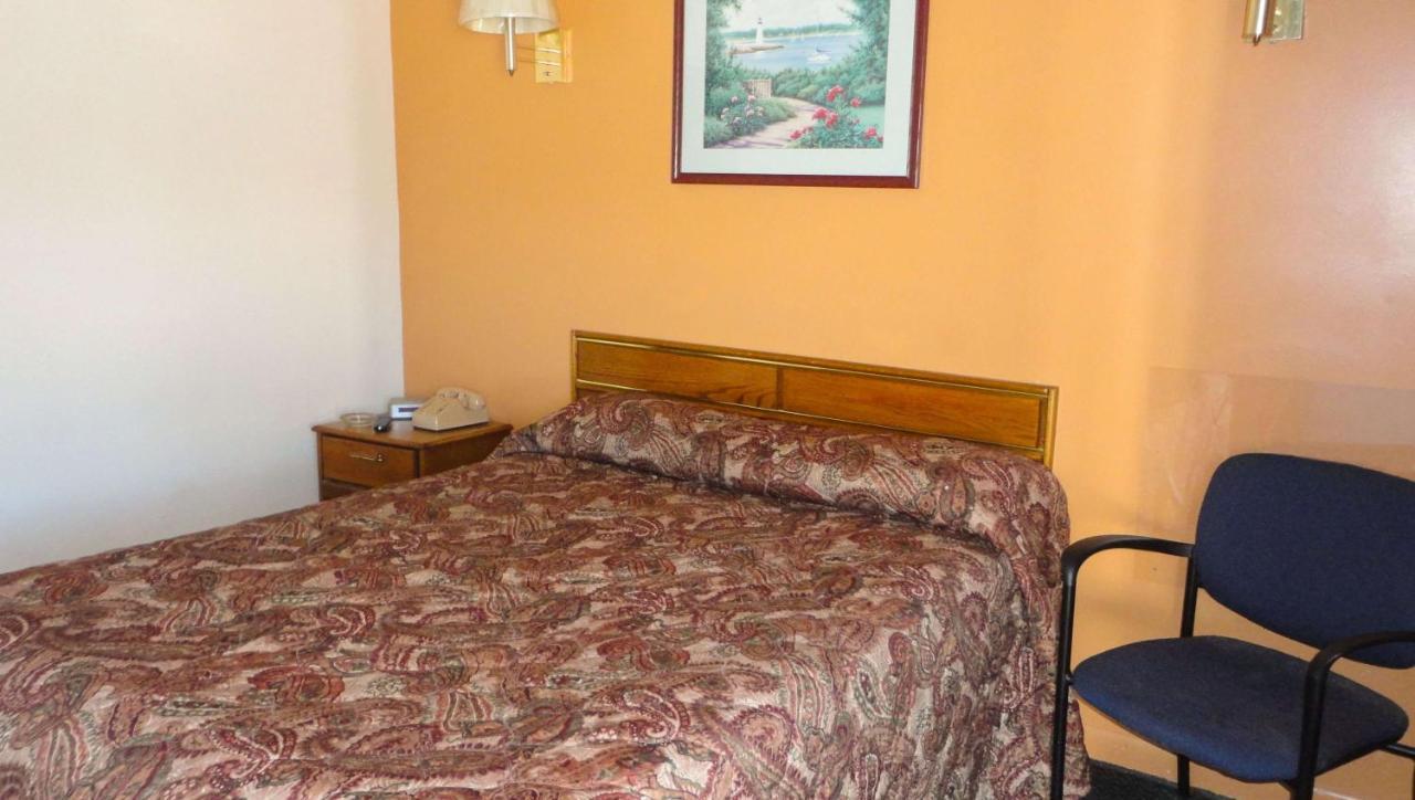 Budget Inn Franklinton Zewnętrze zdjęcie