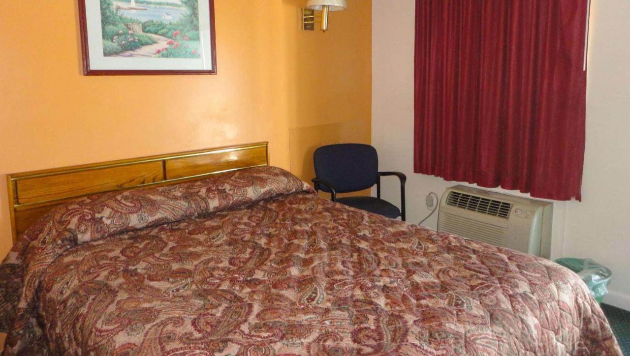 Budget Inn Franklinton Zewnętrze zdjęcie