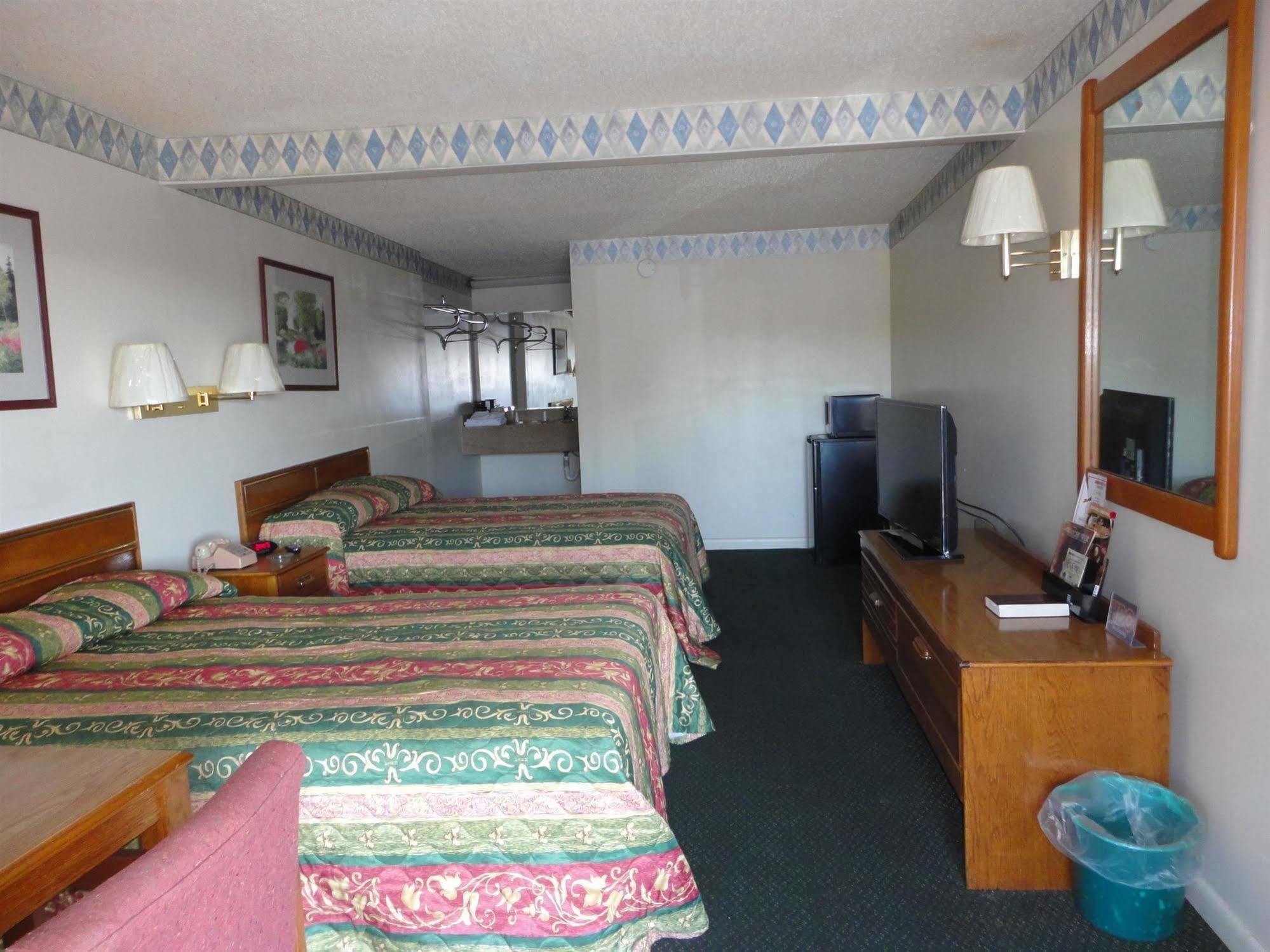 Budget Inn Franklinton Zewnętrze zdjęcie