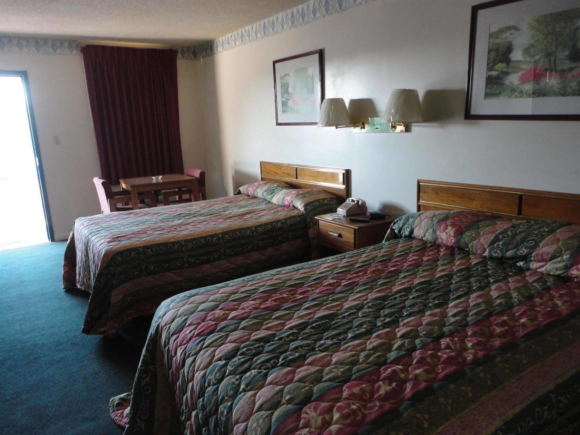 Budget Inn Franklinton Zewnętrze zdjęcie